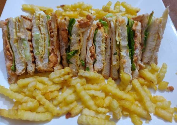 Recipe of Ultimate Bbq Club Sandwiches
