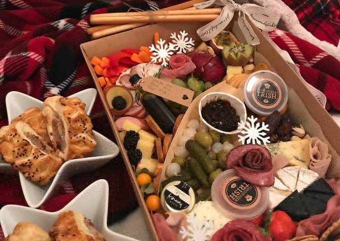 Recipe of Wolfgang Puck Graze Board