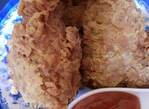 Hình của món Gà tẩm bột chiên sả.