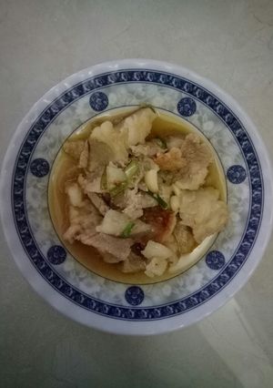 Hình của món Thịt ba chỉ kho cam.