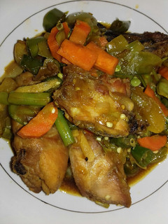Foto resep Tumis Ayam Sayur Pedas Manis
