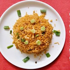A picture of Schezwan fried rice.