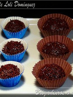 Una foto de Brigadeiros o negrinhos