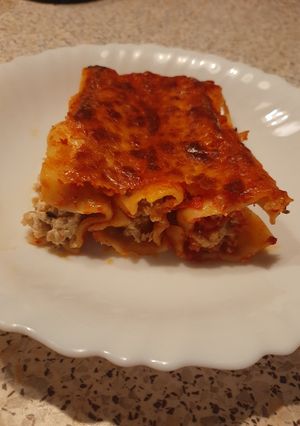 O poză a rețetei Canelloni cu carne tocată și ricotta.