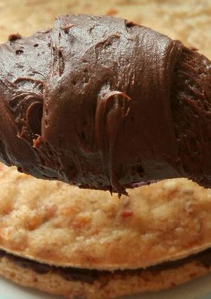 A picture of Vickys Dark Chocolate Buttercream Icing, Free-From.