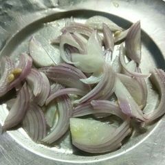 Nimbu Wala pyaz A picture of Nimbu Wala pyaz.