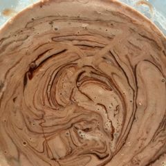 A picture of Chocomarble ice cream.