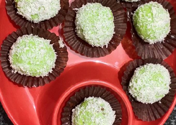 Chocolate coconut pan ladoo