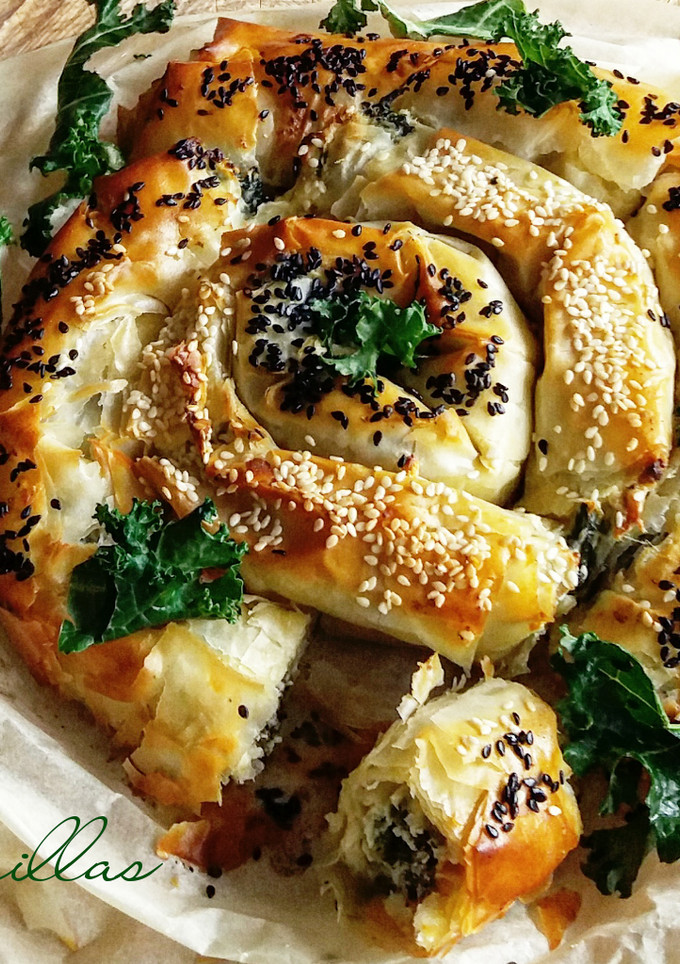 Una foto de Spanakopita de kale