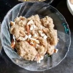 A picture of Sooji ka halwa.