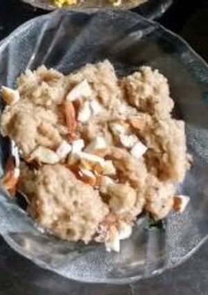 A picture of Sooji ka halwa.