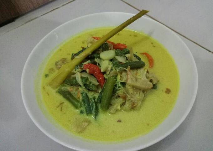 Standar Resep mudah memasak Gulai nangka muda  gurih
