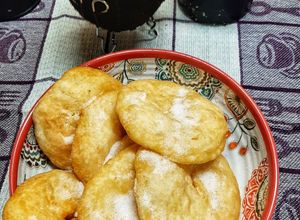 Una foto de Tortas fritas materas 🧉para tardes de lluvia ☔🌦