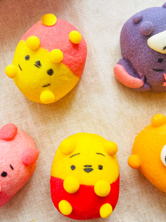 A picture of Tsum Tsum (Winnie the Pooh) Pineapple Cake 卡通(小熊維尼)鳳梨酥.