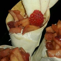 A picture of Apple strawberry cone.