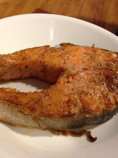 烤箱-簡單烤鮭魚 的食譜成品照片