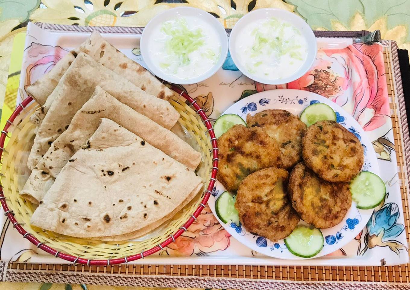 Aloo kabab with roti