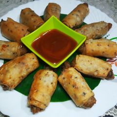 A picture of Crispy raw banana roll.