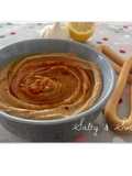 Humus de garbanzos, ajo negro y cayena