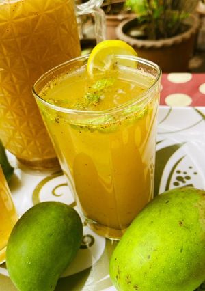 A picture of Aam Ka Khatta Meetha Pana.