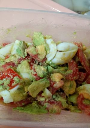 Una foto de Ensalada de palta