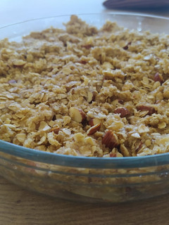 A picture of Vegan Apple Crumble.