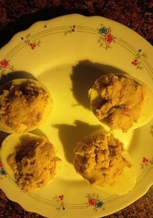 Una foto de Huevos rellenos de Langostinos