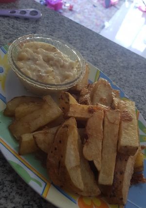 Foto resep Potato Wedges with Bechamel Dipping Sauce