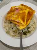 Arroz de brócolos com omelete