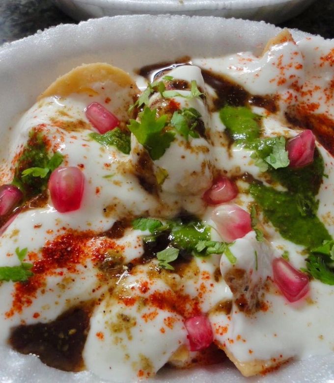 A picture of Bhalla-Papdi Chaat.