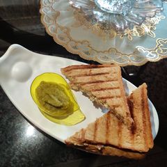 A picture of Herbed cheese onion sandwich.