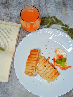 உருளைக்கிழங்கு சீஸ் கிரில் சாண்ட்விச் (Potato cheese sandwich) செய்முறை முக்கிய புகைப்படம்