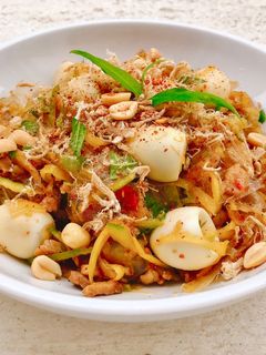 Hình của món Bánh Tráng Trộn Thập Cẩm.