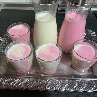 Radiografía del yogur líquido: esto es lo que esconde el postre que más se  bebe
