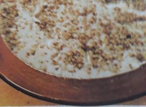 Une photo de Crèmes aux amandes parfumées de cannelle et poudre de girofle