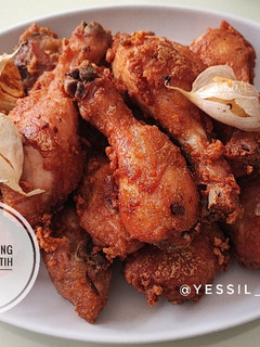Foto resep Ayam Goreng Bawang Putih