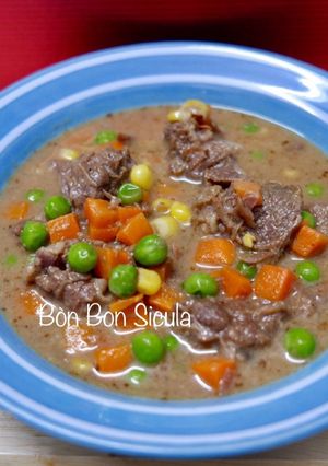 Hình của món Bò Hầm Rau Củ.