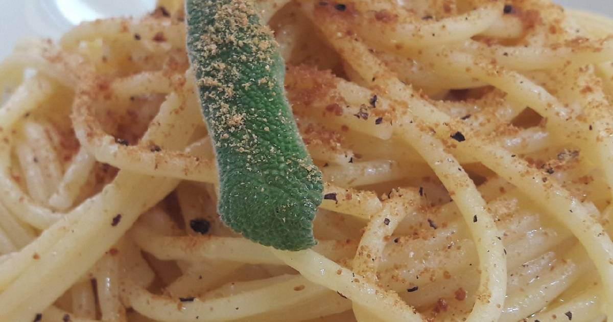 Ricetta Spaghetti burro e salvia con bottarga di Malito Daniela - Cookpad