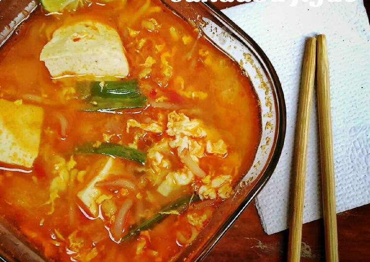 Sundubu Jjigae 순두부 찌개 (sup tahu pedas)