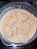 Filetes de cerdo en salsa de queso
