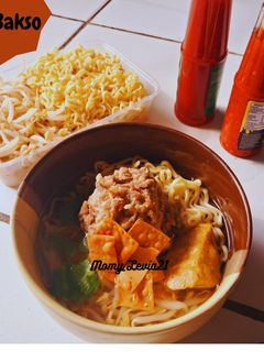 Foto resep Mie Bakso Tersat set.