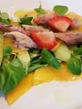 Insalata di sgombro e frutta