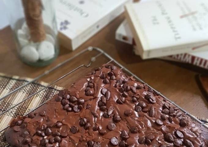 Bagaimana Menyiapkan Brownies Glaze No Mixer, Menggugah Selera