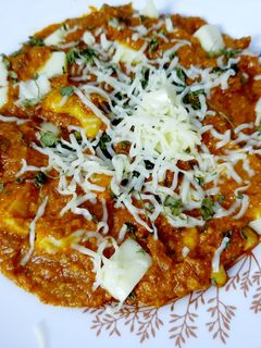 ચીઝ કાજુ બટર મસાલા (Cheese Kaju Butter Masala Recipe In Gujarati) રેસીપી મુખ્ય ફોટો