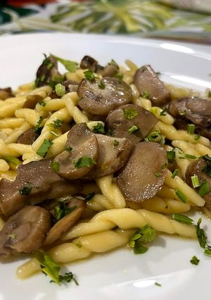 A picture of Fresh Trofie Pasta with Cremini Mushrooms.