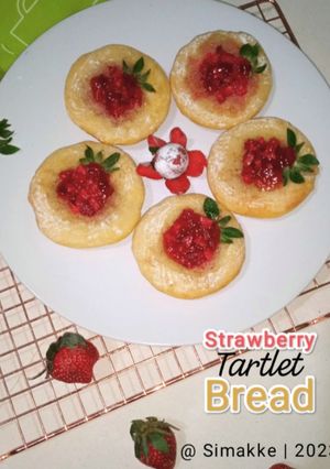 Foto resep Strawberry Tartlet Bread