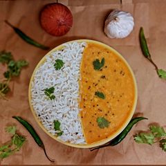 A picture of Jeera rice and dal fry.