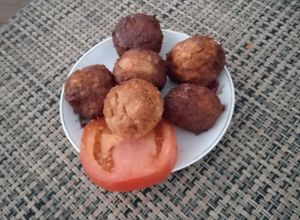 Una foto de Bolitas de Atún Caseras "Deliciosas"😋