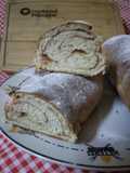 Pan con dulce de guayaba venezolana
