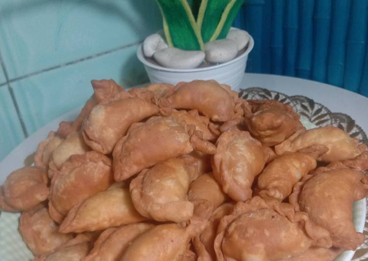 Cara Memasak Cepat Pastel Mini Isi Abon Gurih Crispy Sedap Nikmat